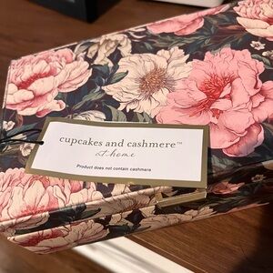Cupcakes and Cashmere Floral jewelry Box